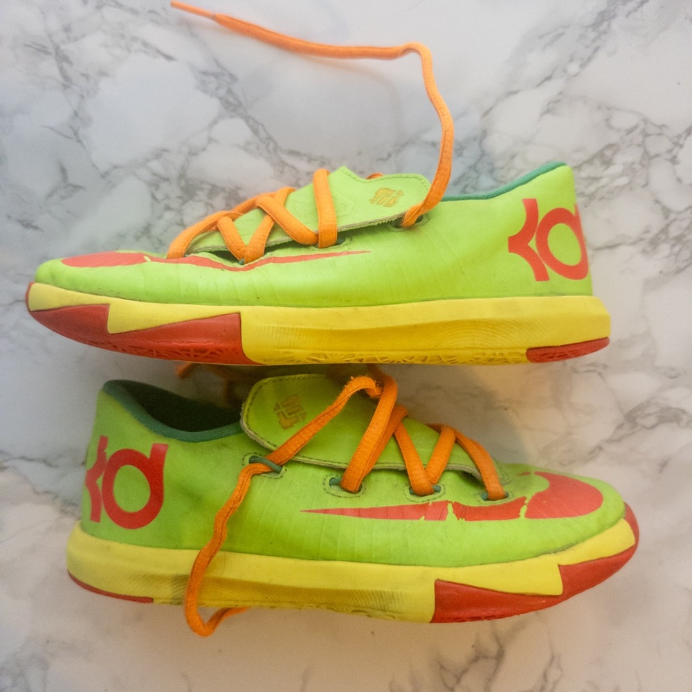 GUC Nike KD kids sneakers 12c lime orange yellow
